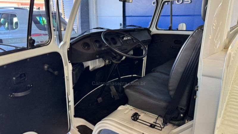 KOMBI 1.6 MI PICK-UP CS 8V GASOLINA 2P MANUAL - 1994 - LAJEADO