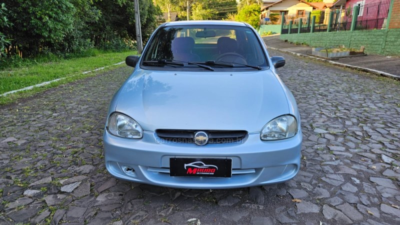 CORSA 1.6 MPFI GLS SEDAN 8V GASOLINA 4P MANUAL - 2007 - IVOTI