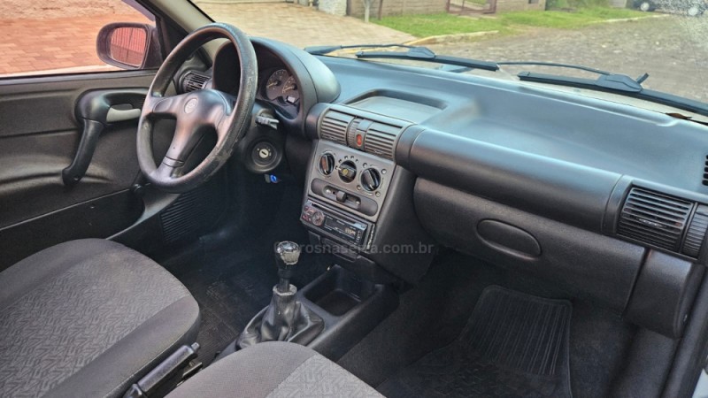 CORSA 1.6 MPFI GLS SEDAN 8V GASOLINA 4P MANUAL - 2007 - IVOTI