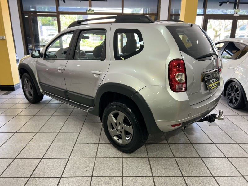 DUSTER 1.6 DYNAMIQUE 4X2 16V FLEX 4P MANUAL - 2015 - CAXIAS DO SUL