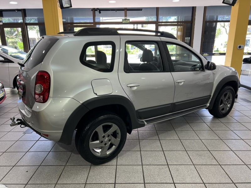 DUSTER 1.6 DYNAMIQUE 4X2 16V FLEX 4P MANUAL - 2015 - CAXIAS DO SUL