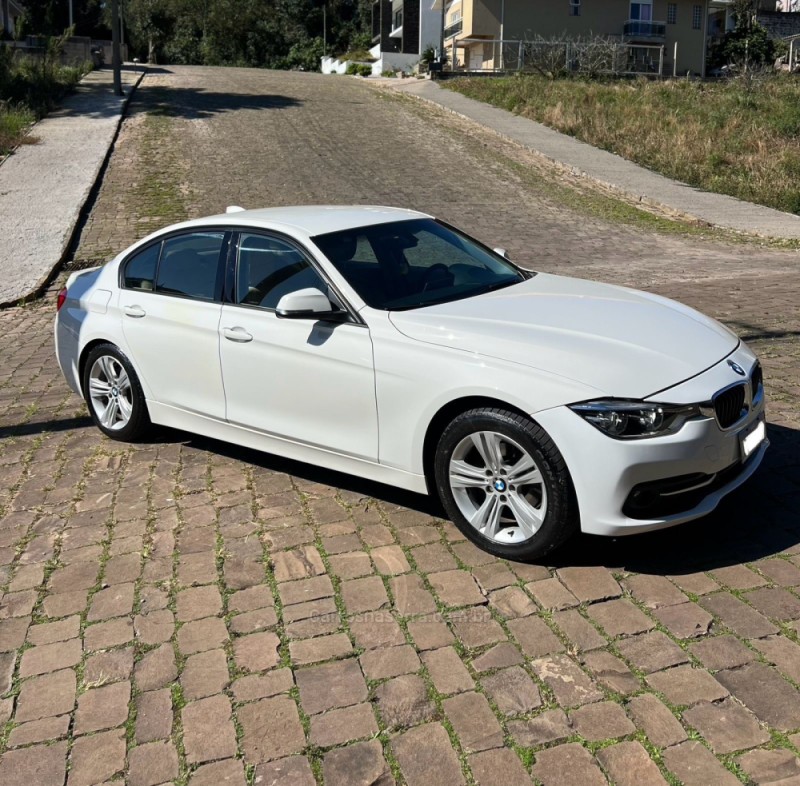 320i 2.0 sport 16v turbo active flex 4p automatico 2017 nova prata