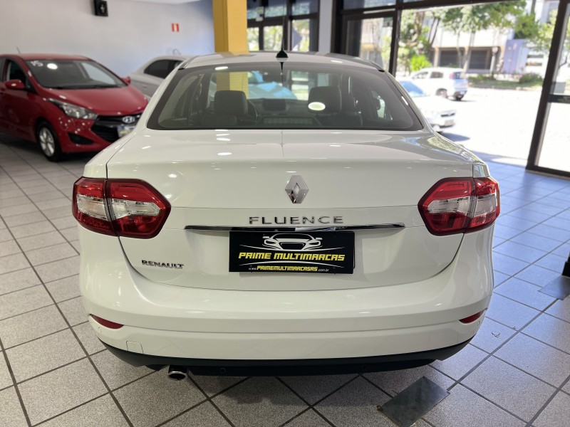 FLUENCE 2.0 DYNAMIQUE PLUS 16V FLEX 4P AUTOMÁTICO - 2016 - CAXIAS DO SUL