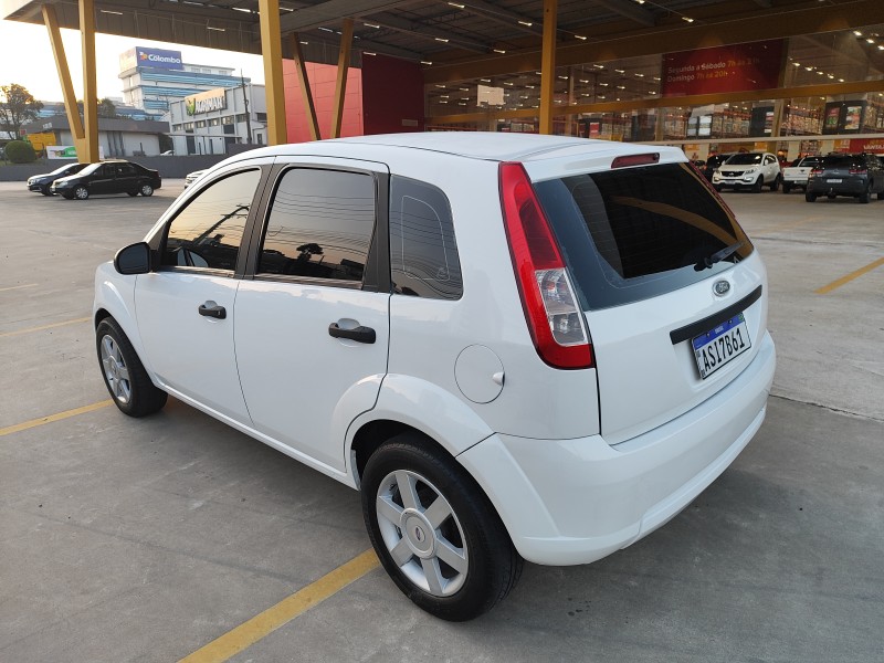 FIESTA 1.6 MPI CLASS 8V GASOLINA 4P MANUAL - 2010 - FARROUPILHA