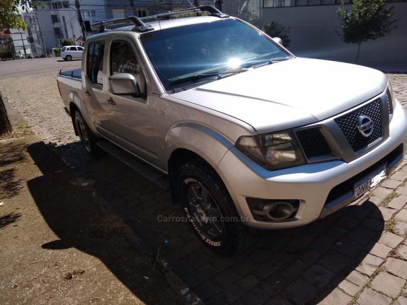 FRONTIER 2.5 SV ATTACK 4X4 CD TURBO ELETRONIC DIESEL 4P MANUAL - 2014 - FLORES DA CUNHA