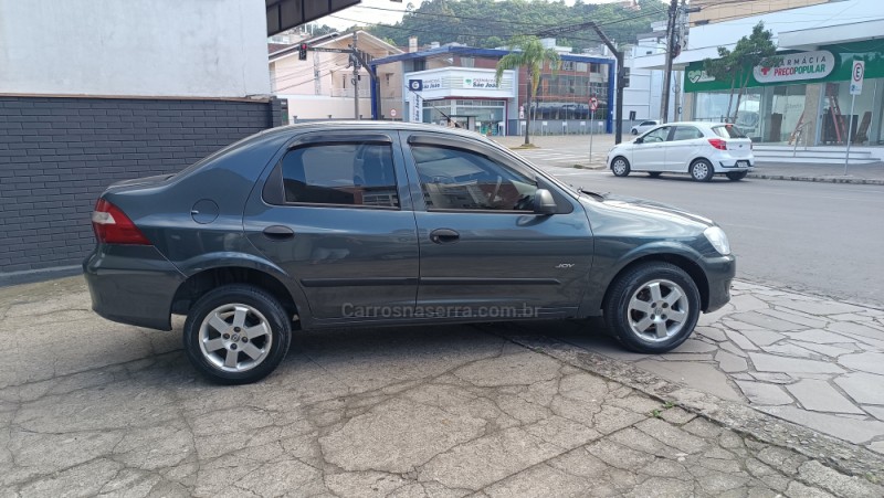 PRISMA 1.4 MPFI JOY 8V FLEX 4P MANUAL - 2007 - FLORES DA CUNHA