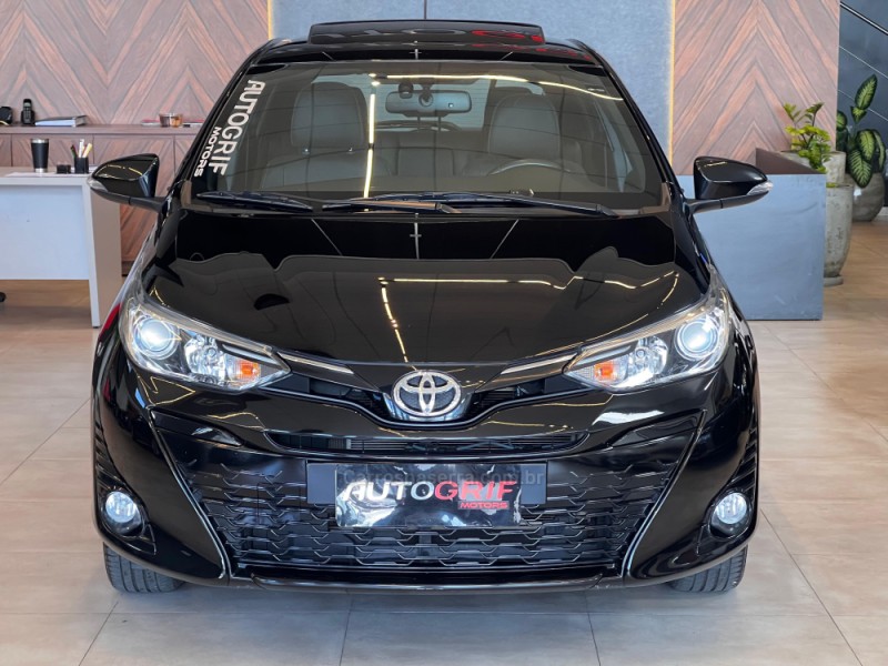 YARIS 1.5 XLS FLEX 4P AUTOMÁTICO - 2019 - CAMPO BOM