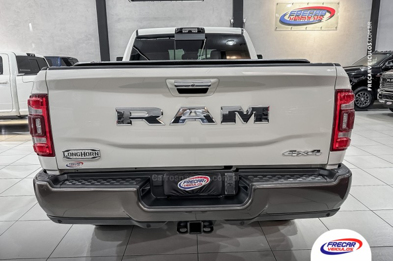 3500 LARAMIE 6.7 LONGHORN CD 4X4 TURBO DIESEL 4P AUTOMÁTICA - 2022 - SARANDI