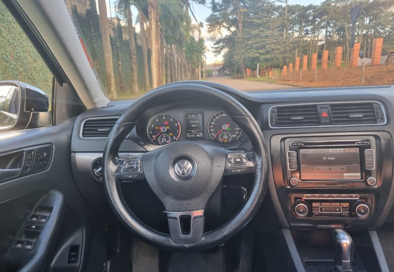 JETTA 2.0 TSI HIGHLINE 200CV GASOLINA 4P TIPTRONIC - 2012 - CAXIAS DO SUL