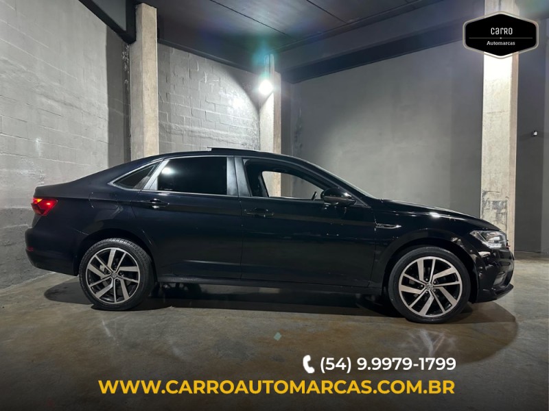 JETTA 1.4 R-LINE 250 16V TSI FLEX 4P AUTOMÁTICO - 2018 - CAXIAS DO SUL