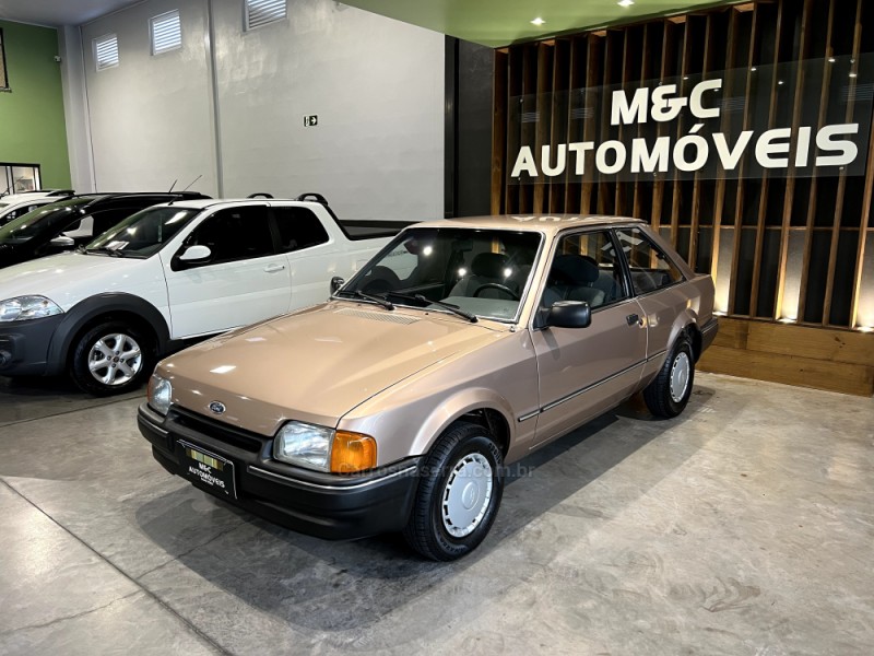 escort 1.8 gl 8v gasolina 2p manual 1990 caxias do sul