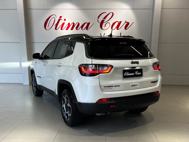 COMPASS 2.0 TRAILHAWK TD350 TURBO DIESEL 4X4 4P AUTOMÁTICO - 2022 - FLORES DA CUNHA