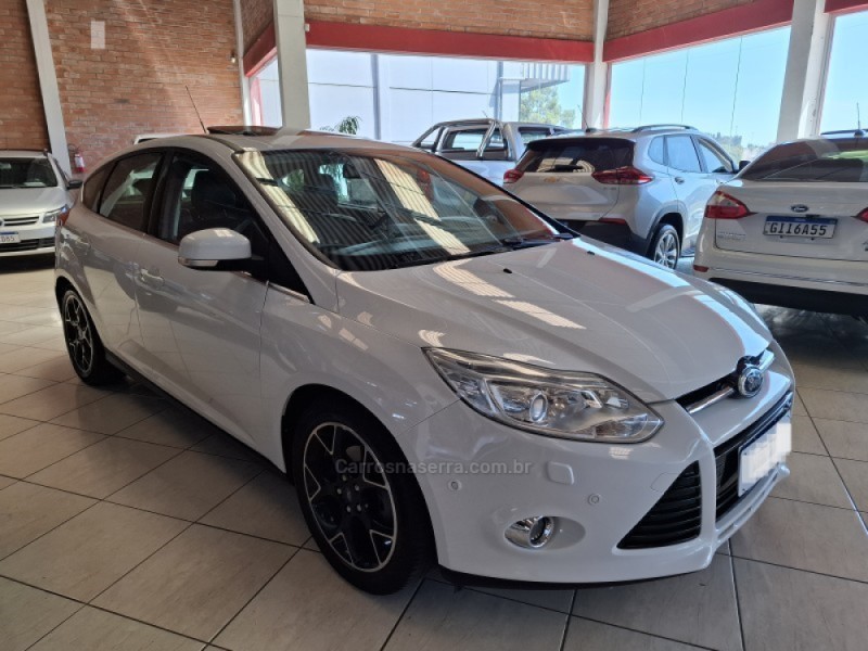 focus 2.0 titanium plus hatch 16v flex 4p auto 2015 bento goncalves