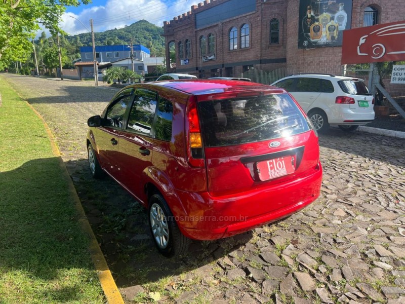 FIESTA 1.0 MPI 8V GASOLINA 4P MANUAL - 2013 - DOIS IRMãOS