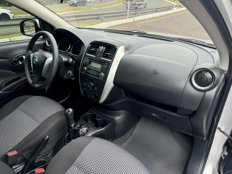 VERSA 1.6 16V FLEX S 4P MANUAL - 2018 - DOIS IRMãOS