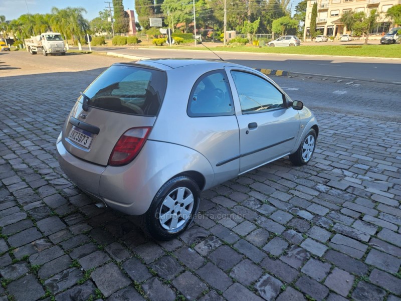 KA 1.0 I ZETEC ROCAM 32V GASOLINA 2P MANUAL - 2003 - VERANóPOLIS