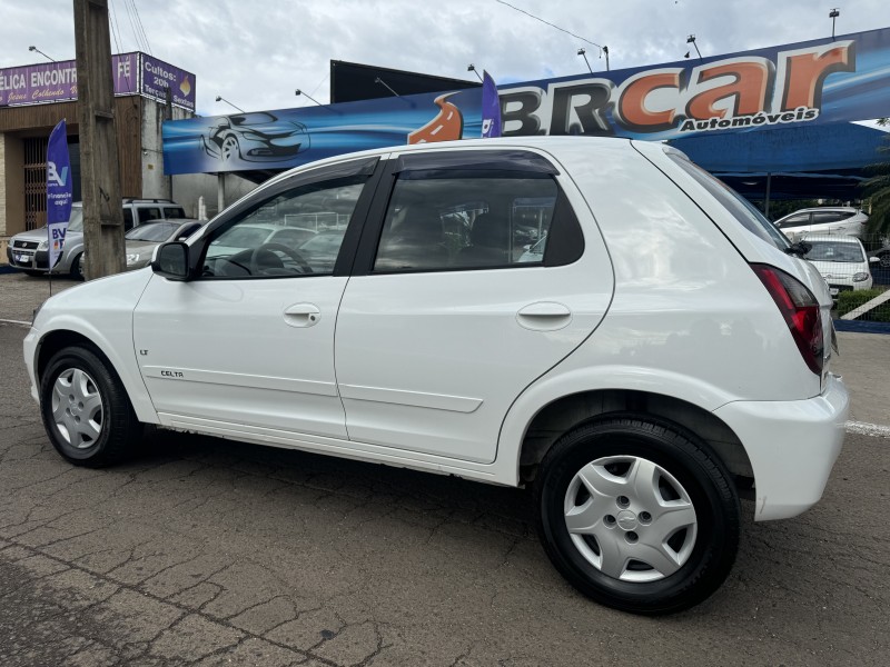 CELTA 1.0 MPFI LT 8V FLEX 4P MANUAL - 2014 - DOIS IRMãOS