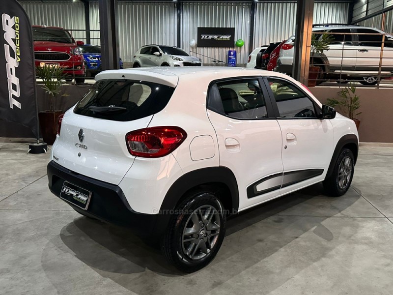 KWID 1.0 12V SCE FLEX INTENSE MANUAL - 2018 - CAMPO BOM