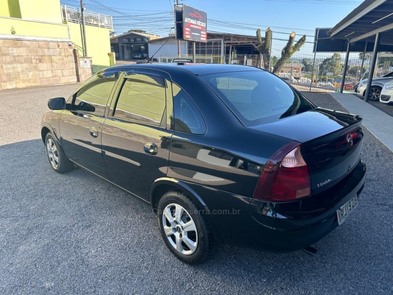 CORSA 1.4 MPFI PREMIUM SEDAN 8V FLEX 4P MANUAL - 2011 - CAXIAS DO SUL