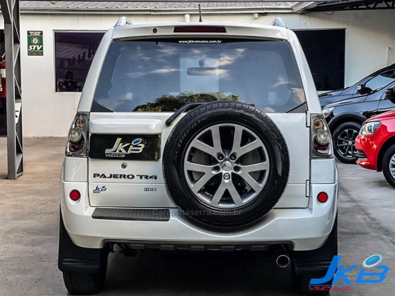 PAJERO TR4 2.0 4X2 16V 140CV FLEX 4P AUTOMÁTICO - 2013 - NOVO HAMBURGO