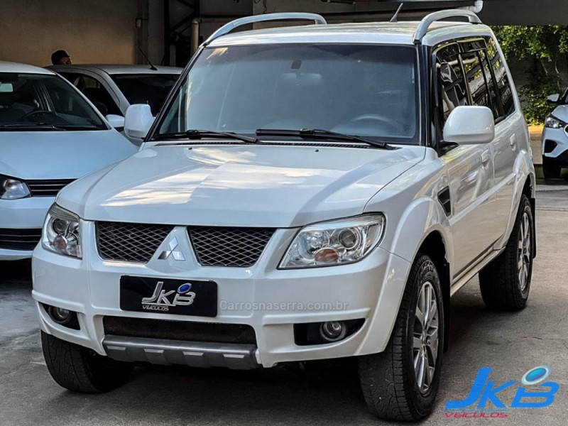 pajero tr4 2.0 4x2 16v 140cv flex 4p automatico 2013 novo hamburgo