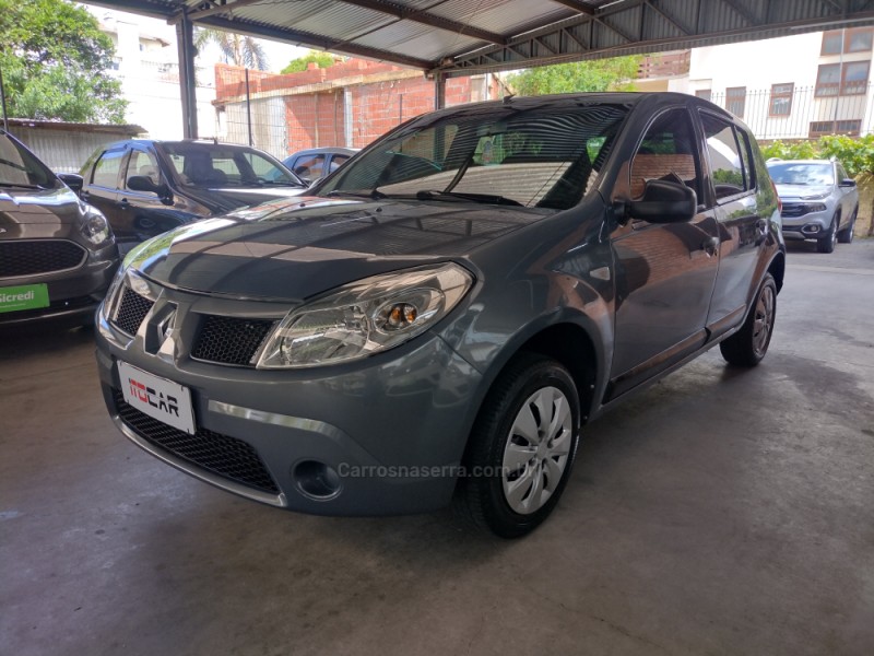 SANDERO 1.0 EXPRESSION 16V FLEX 4P MANUAL - 2010 - GARIBALDI