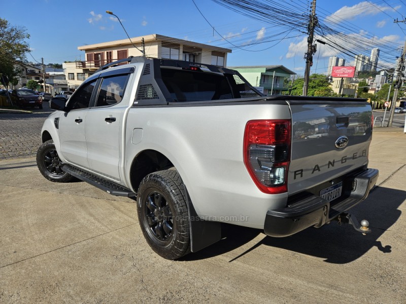 RANGER 2.5 XLS 4X2 CD 16V FLEX 4P MANUAL - 2014 - CAXIAS DO SUL