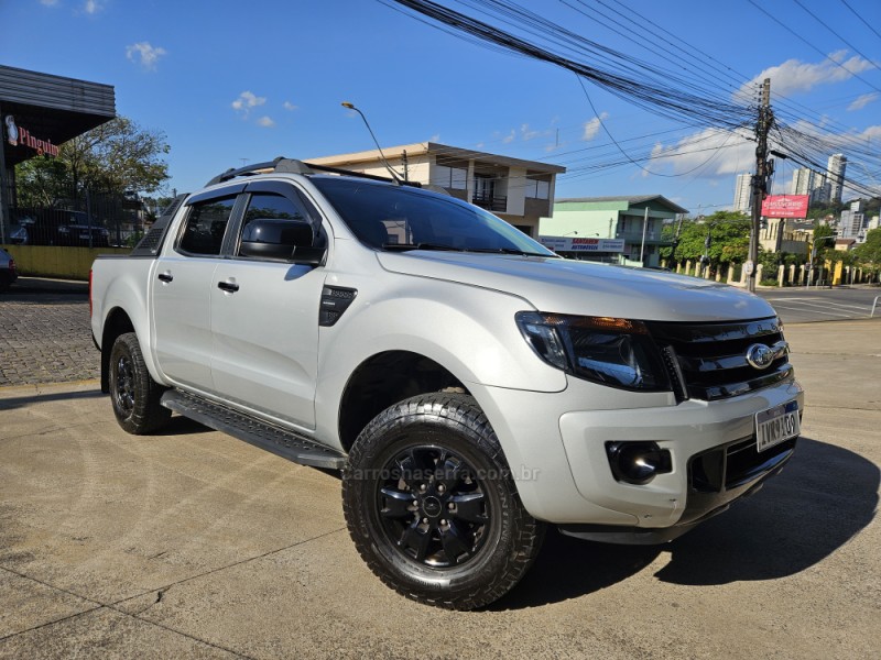 RANGER 2.5 XLS 4X2 CD 16V FLEX 4P MANUAL - 2014 - CAXIAS DO SUL