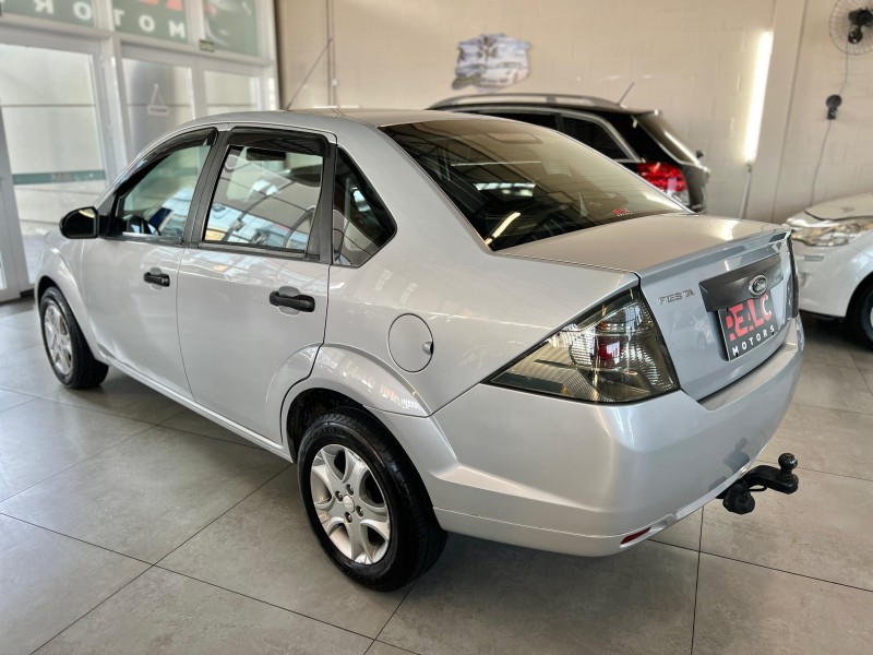 FIESTA 1.6 MPI CLASS SEDAN 8V FLEX 4P MANUAL - 2012 - CAXIAS DO SUL