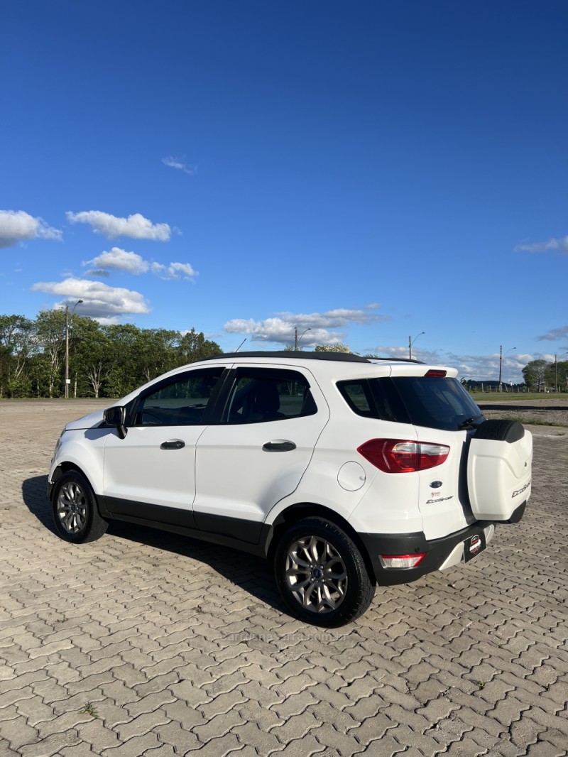 ECOSPORT 1.6 FREESTYLE 16V FLEX 4P MANUAL - 2017 - ANTôNIO PRADO