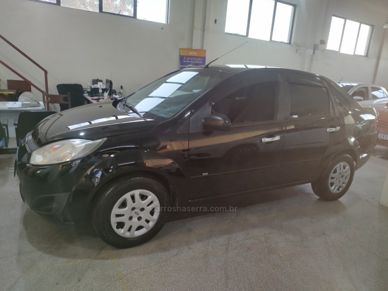 FIESTA 1.6 ROCAM SEDAN 8V FLEX 4P MANUAL - 2014 - CAXIAS DO SUL