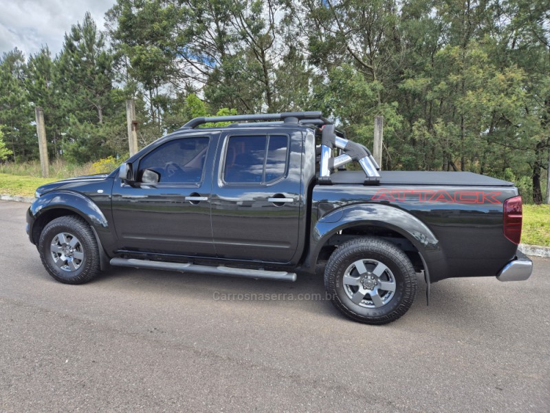 FRONTIER 2.3 ATTACK 4X4 CD BI-TURBO DIESEL 4P AUTOMÁTICO - 2015 - BENTO GONçALVES