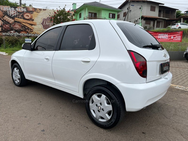 CELTA 1.0 MPFI LT 8V FLEX 4P MANUAL - 2014 - DOIS IRMãOS