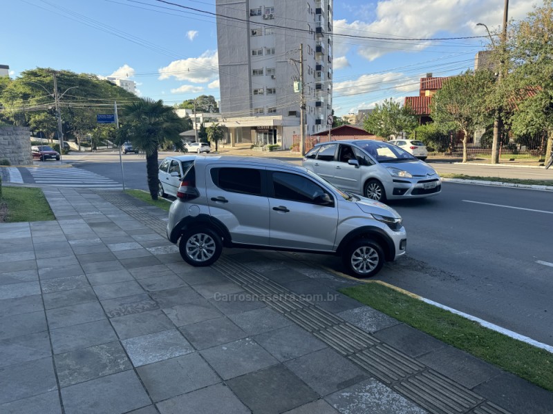 MOBI 1.0 8V EVO FLEX LIKE. MANUAL - 2023 - FARROUPILHA