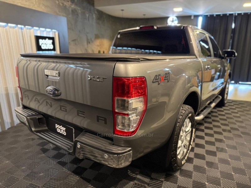 RANGER 3.2 XLT 4X4 CD 20V DIESEL 4P AUTOMÁTICO - 2018 - FARROUPILHA