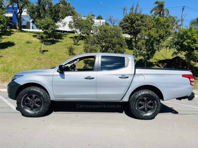 L200 TRITON 2.4 GLX SPORT CD 16V DIESEL 4P MANUAL - 2022 - BENTO GONçALVES