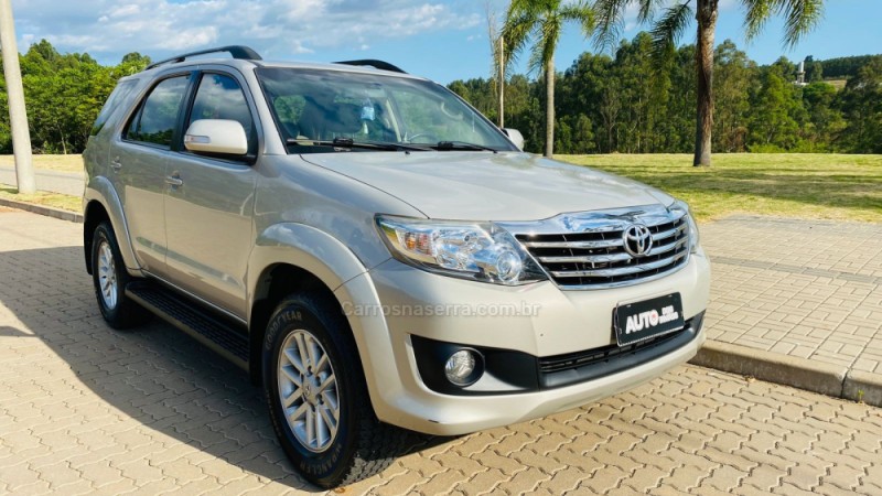 hilux sw4 2.7 sr 4x2 16v gasolina 4p automatico 2015 dois irmaos