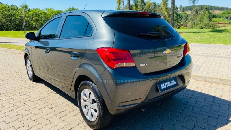 ONIX 1.0 LT 12V FLEX 4P MANUAL - 2019 - DOIS IRMãOS