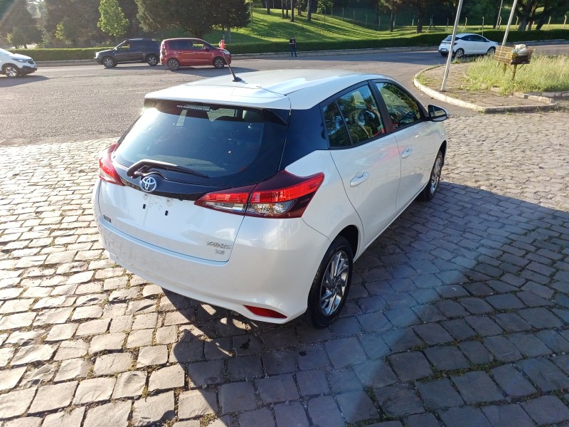 YARIS 1.5 XS 16V FLEX 4P AUTOMÁTICO - 2025 - FLORES DA CUNHA