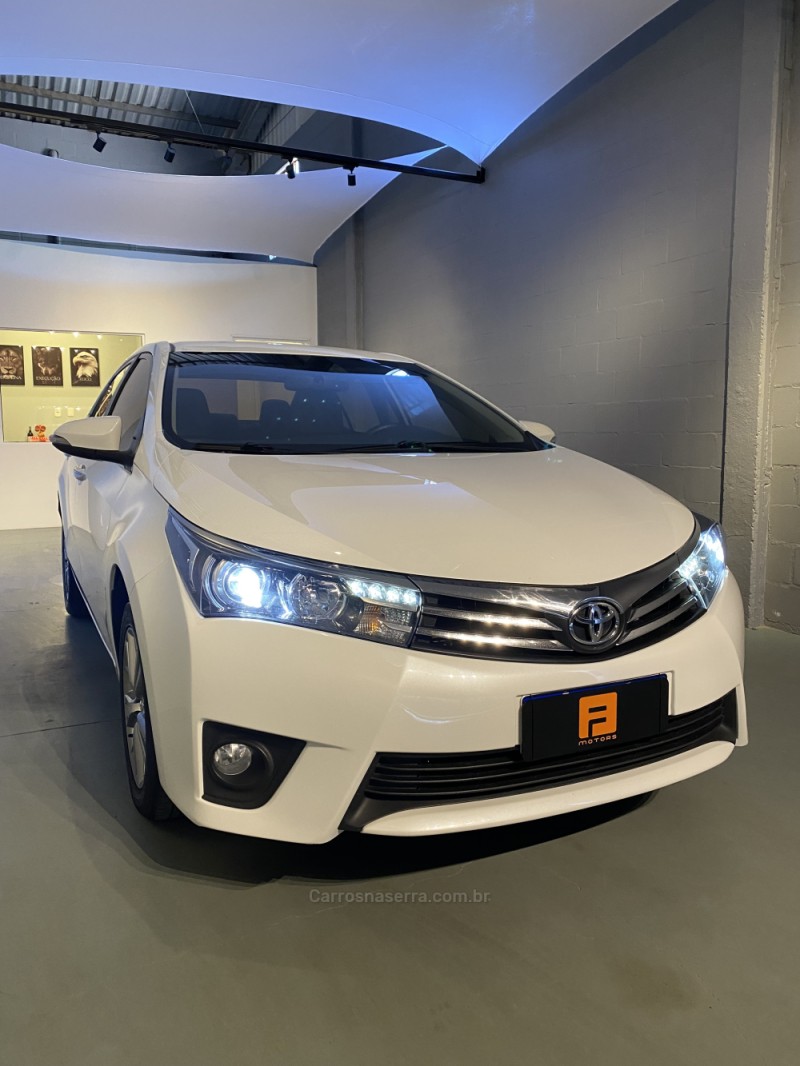 COROLLA 2.0 ALTIS 16V FLEX 4P AUTOMÁTICO - 2017 - NOVA ARAçá