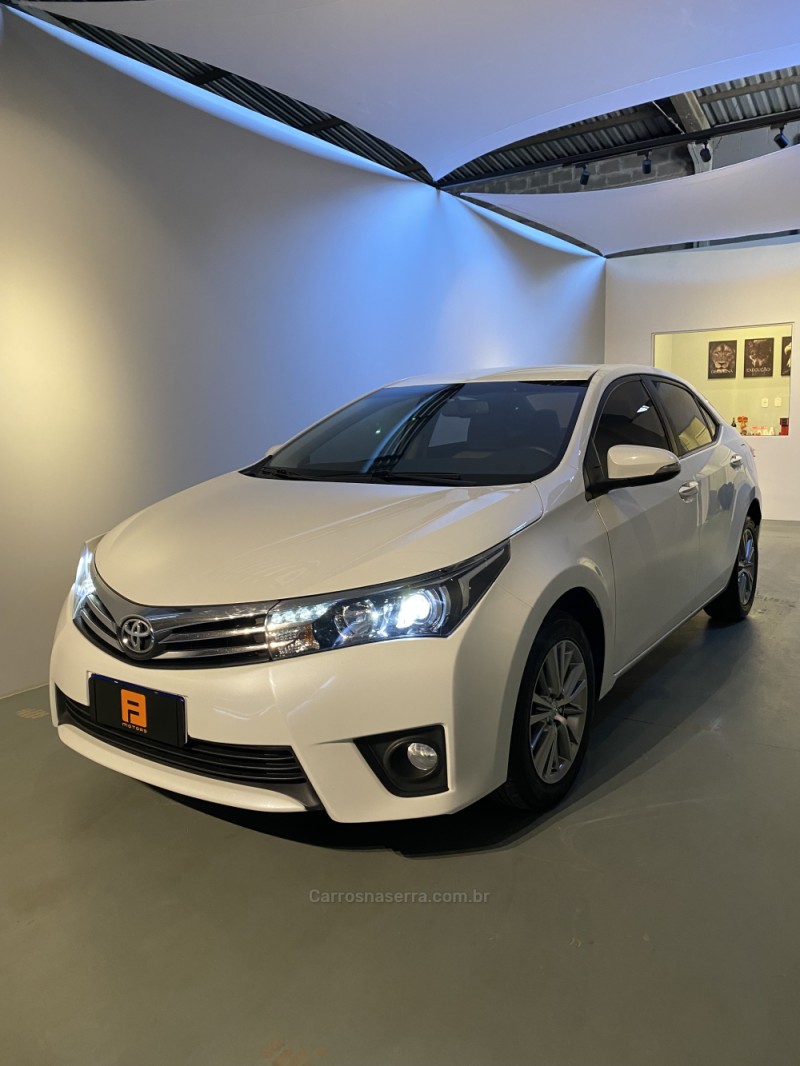 COROLLA 2.0 ALTIS 16V FLEX 4P AUTOMÁTICO