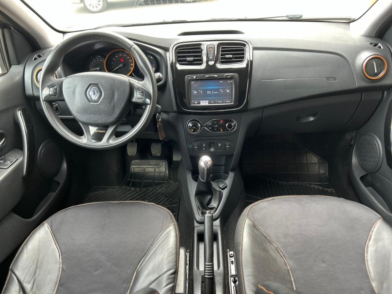 SANDERO 1.6 STEPWAY 8V FLEX 4P MANUAL - 2015 - TRêS COROAS