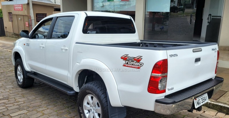 HILUX 3.0 SR 4X4 CD 16V TURBO INTERCOOLER DIESEL 4P AUTOMÁTICO - 2015 - VERANóPOLIS