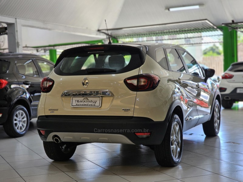 CAPTUR 1.6 16V SCE FLEX ZEN MANUAL - 2019 - SAPUCAIA DO SUL