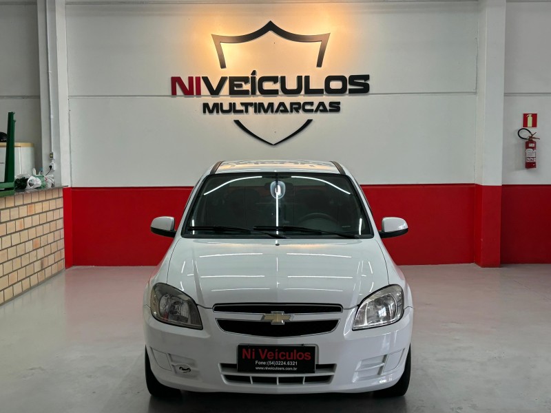 CELTA 1.0 MPFI SPIRIT 8V FLEX 4P MANUAL - 2014 - CAXIAS DO SUL