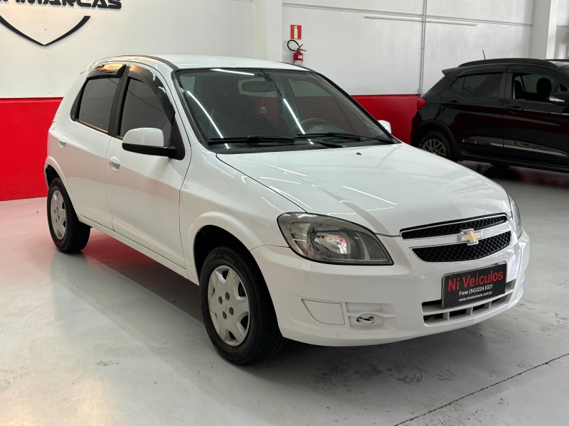 CELTA 1.0 MPFI SPIRIT 8V FLEX 4P MANUAL - 2014 - CAXIAS DO SUL