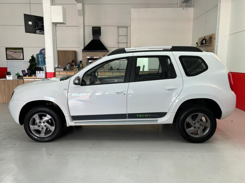 DUSTER 1.6 DYNAMIQUE 4X2 16V FLEX 4P MANUAL - 2014 - CAXIAS DO SUL