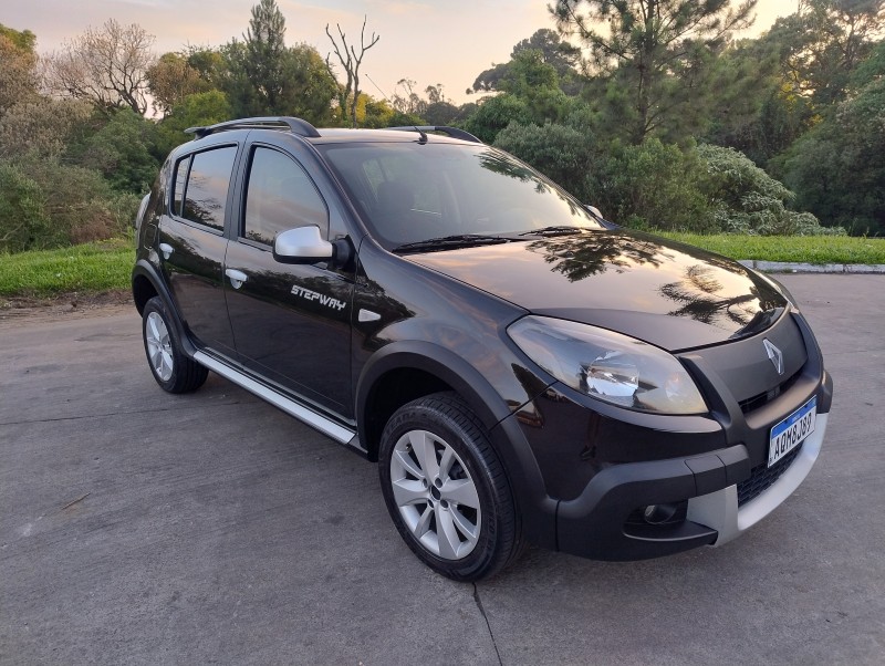 SANDERO 1.6 STEPWAY 8V FLEX 4P MANUAL - 2013 - CAXIAS DO SUL