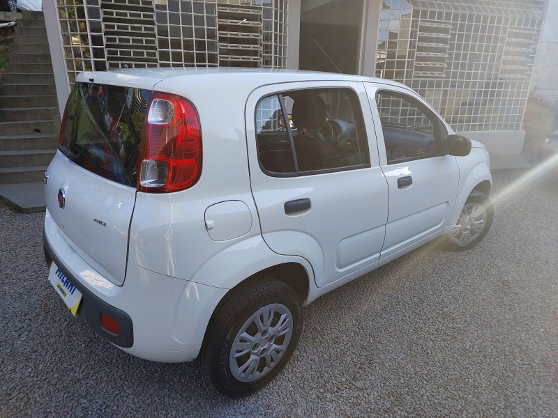 UNO 1.0 VIVACE 8V FLEX 4P MANUAL - 2014 - BENTO GONçALVES