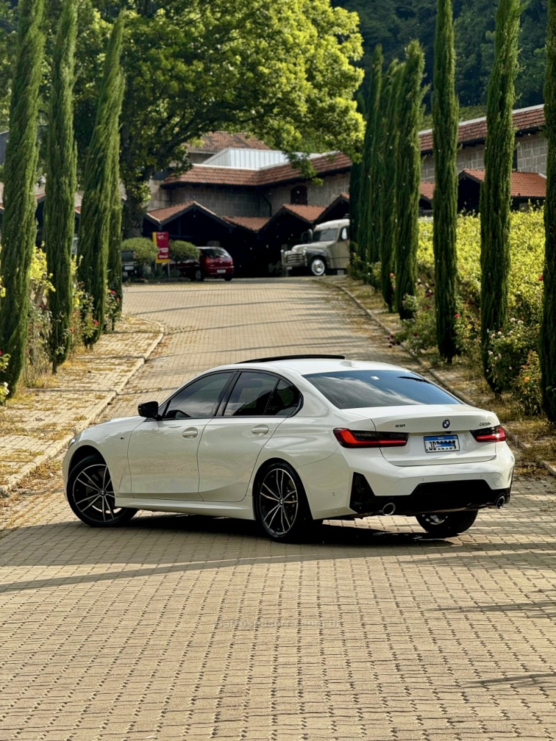 320I 2.0 M SPORT 16V TURBO ACTIVEFLEX 4P AUTOMÁTICO - 2023 - PASSO FUNDO